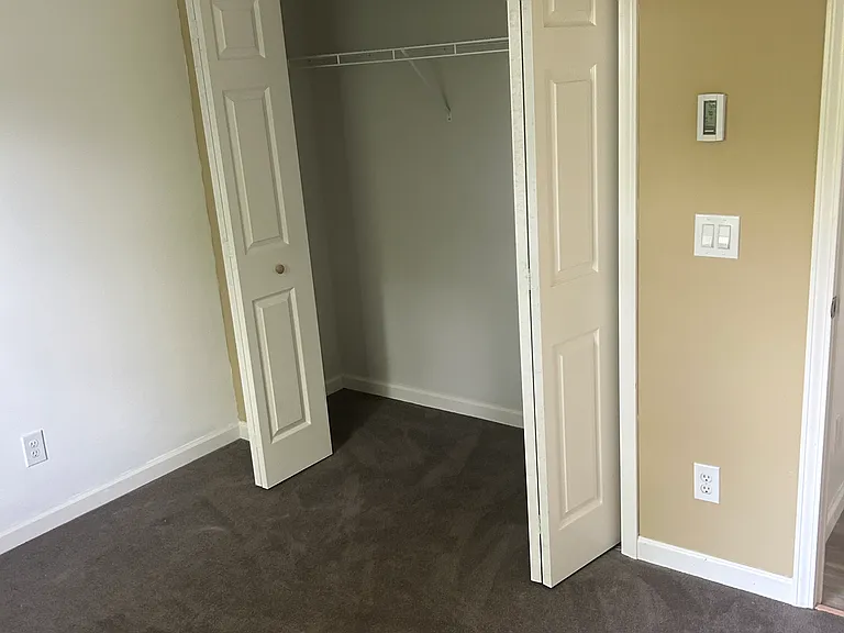 212 Smith St — Photo 14