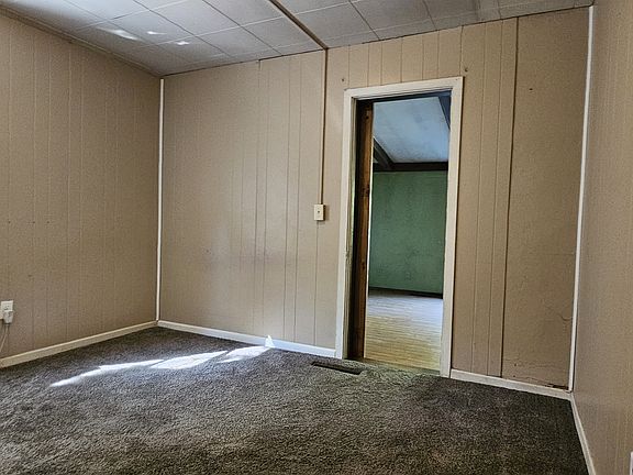 5th image of 4590 Main St #2