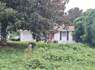 4090 W Oak Dr, Macon, GA 31210