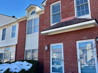 541 W Short St APT 31, Lexington, KY 40507