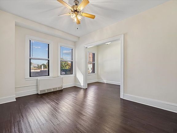 5th image of 1616 16th St NW APT 306