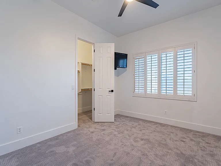 2956 S Birch Ct — Photo 54