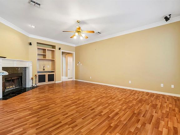 5th image of 8117 Davidson Dr