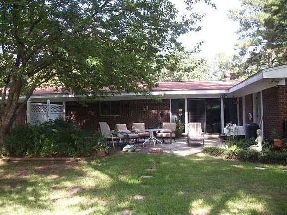 2nd image of 103 Arlington Pl