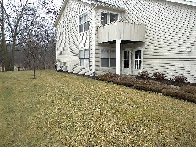1st image of 5650 Oak Village Dr #0