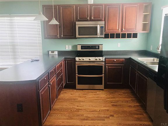 3rd image of 604 Coulter Ave