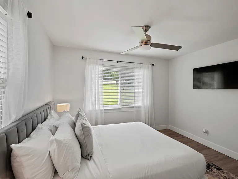 3031 Highland Dr SE — Photo 18