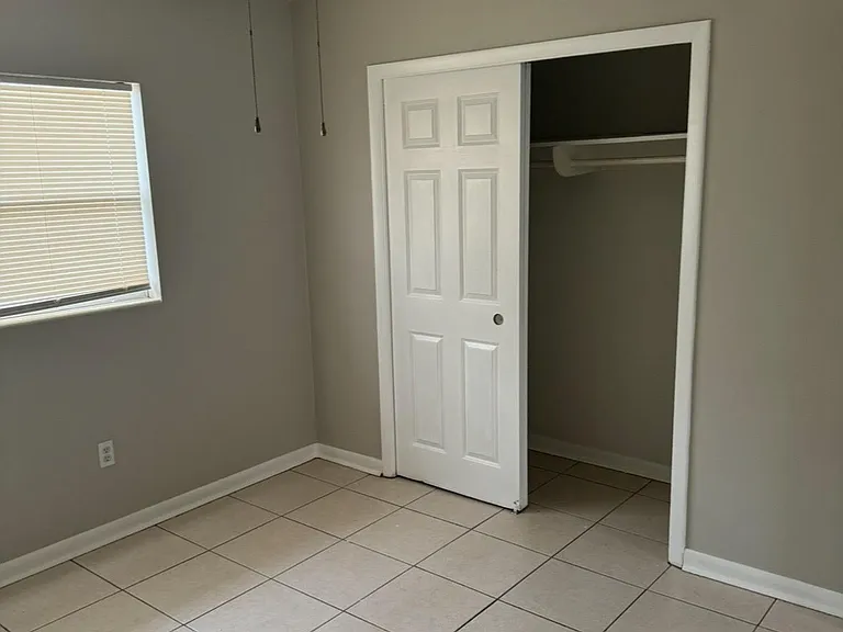 406 N Saturn Ave #2 — Photo 6
