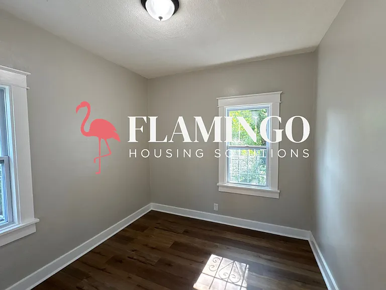 212 Huron Ave — Photo 7