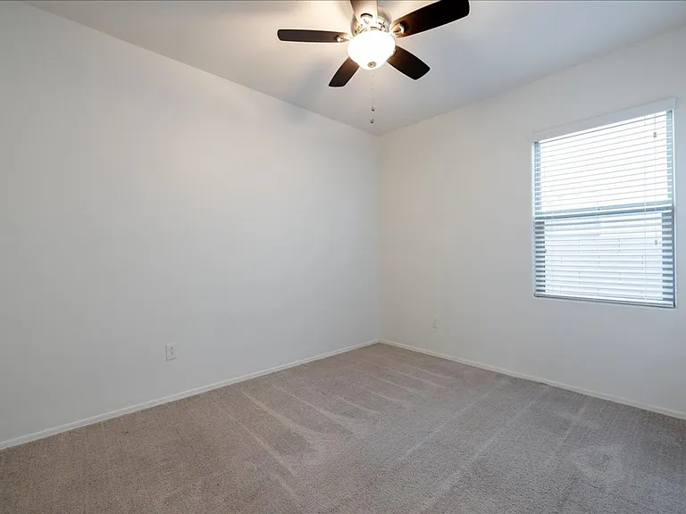 7453 S Via Plaza Del Maya — Photo 15