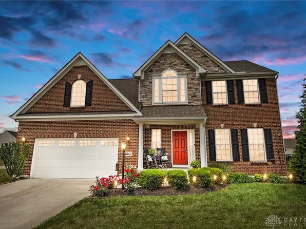 9641 Linden Brook Dr, Centerville, OH 45458