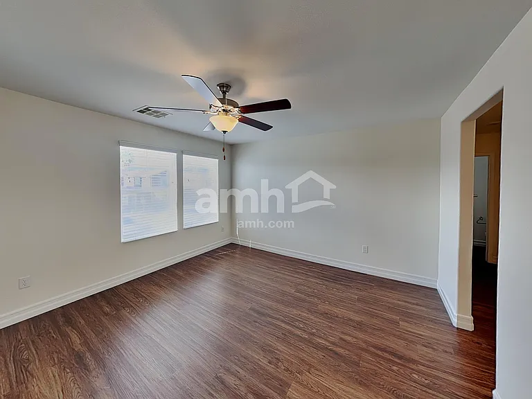 5824 Petronius St — Photo 11