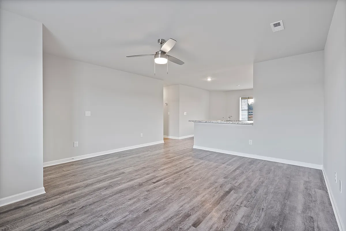 Building Photo - 4020 Ryan Dr