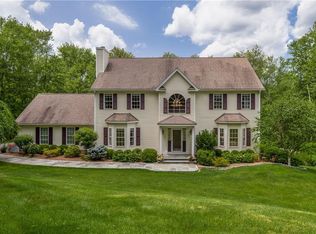 14 Pheasant Crossing Ln, Brewster, NY 10509