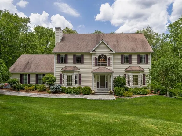 14 Pheasant Crossing Lane, Brewster, NY 10509