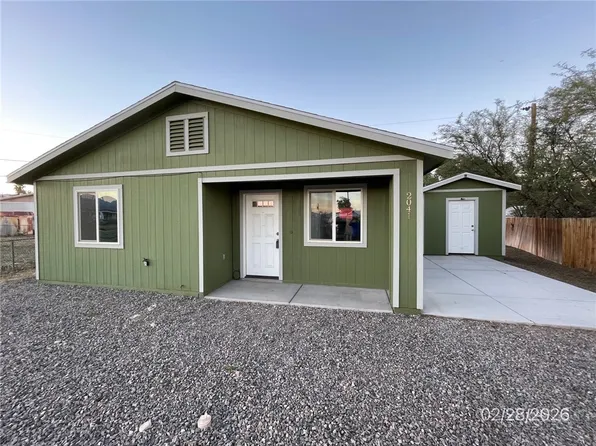 2041 Swan Cir, Bullhead City, AZ 86442