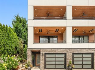 206 5th Ave, Kirkland, WA 98033