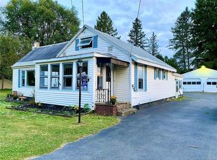 7676 Stone Rd, Whitesboro, NY 13492