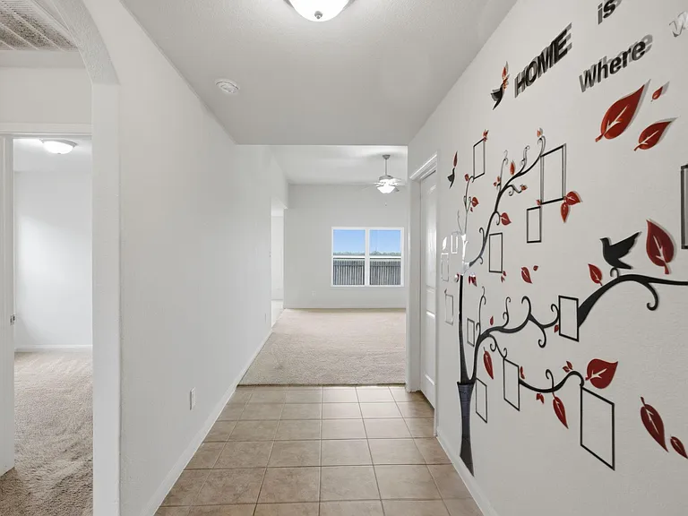 1069 Mule Ridge Dr — Photo 7
