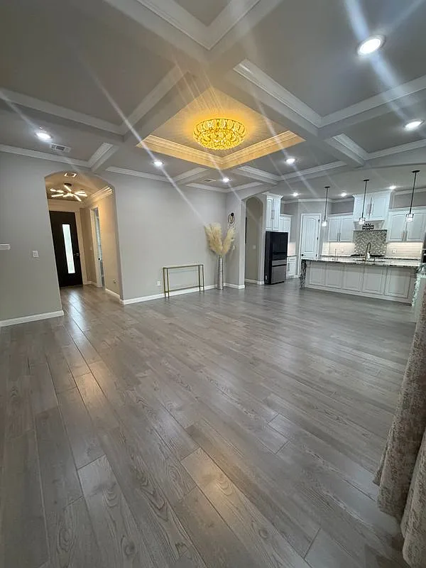 4 bed, 3.0 bath, 2026 sqft, $2,800 — Photo 2