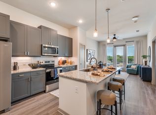 Jefferson Ridglea Village, Fort Worth, TX 76107