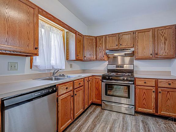 2nd image of 600 Brookwood Ave