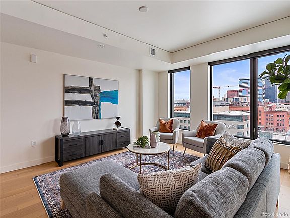 3rd image of 1750 Wewatta St Unit 822