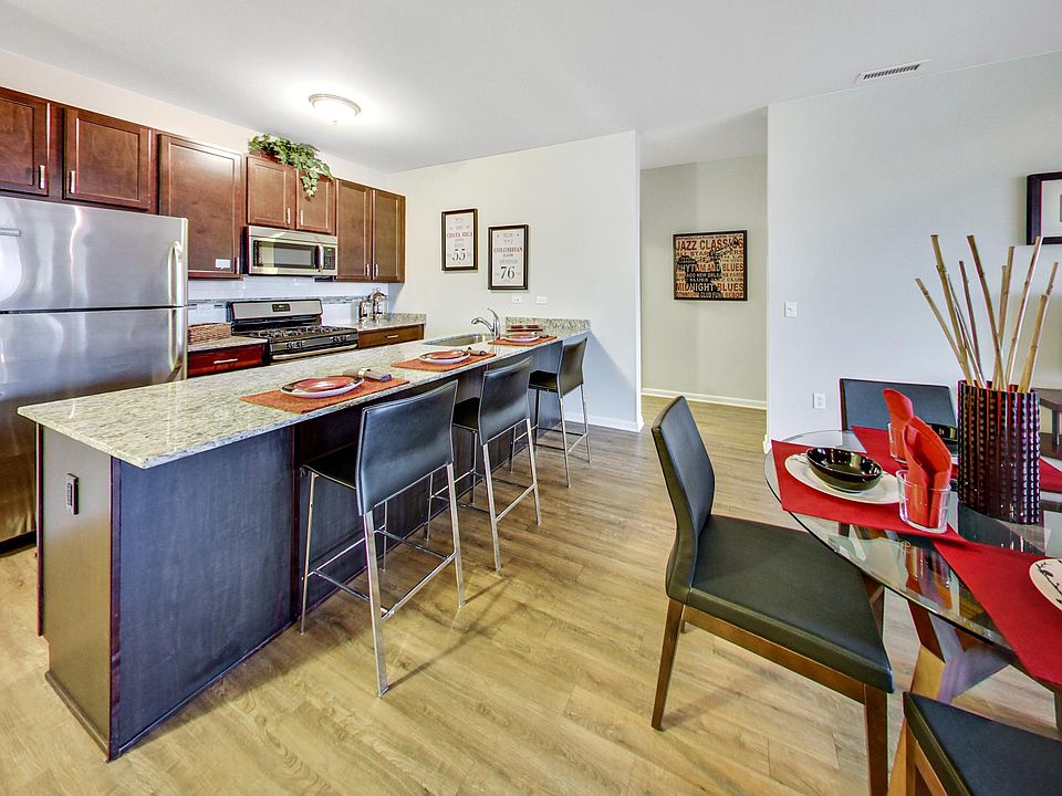 Wheaton 121 Luxury Apartment Rentals Wheaton, IL Zillow