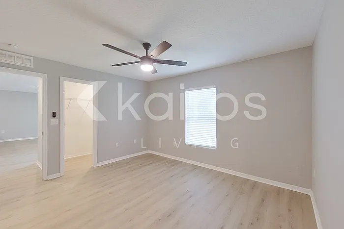 8833 N Vienna Dr — Photo 16