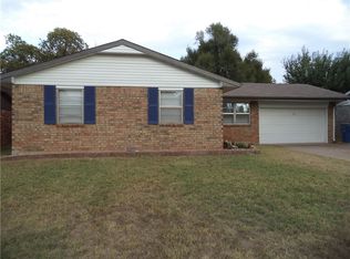924 Pinebrook Dr, Guthrie, OK 73044