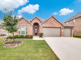 553 Northwood Dr, Oak Pt, TX 75068