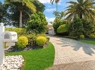 10504 SW 129th Ter, Miami, FL 33176