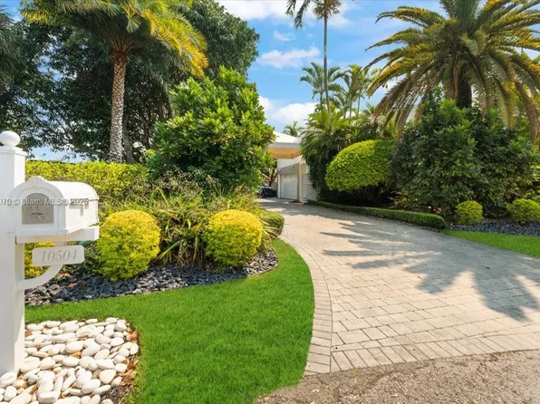 10504 SW 129th Ter, Miami, FL 33176