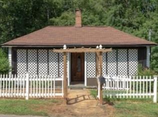 116 Pine Ave, Commerce, GA 30529