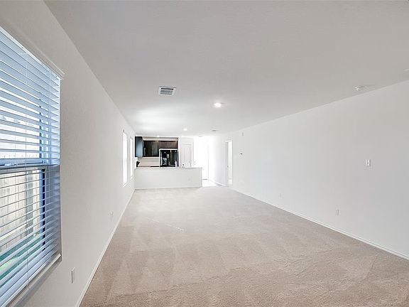 4th image of 1133 Largemouth Ln
