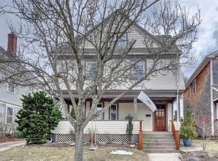 58 Bluff Ave, Cranston, RI 02905