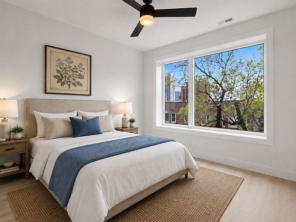 5th image of 904 W Dakin St #401