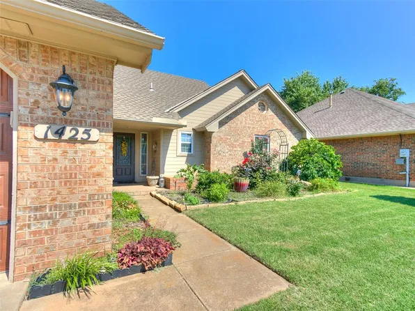 1425 Jamestown, Edmond, OK 73003
