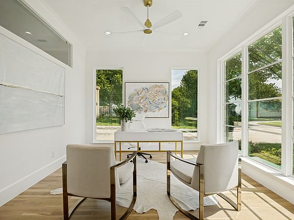 5th image of 4347 Delmar Ave