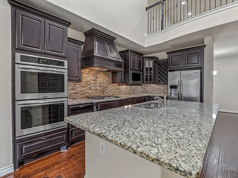 24227 Peralta Glen Ln — Photo 15