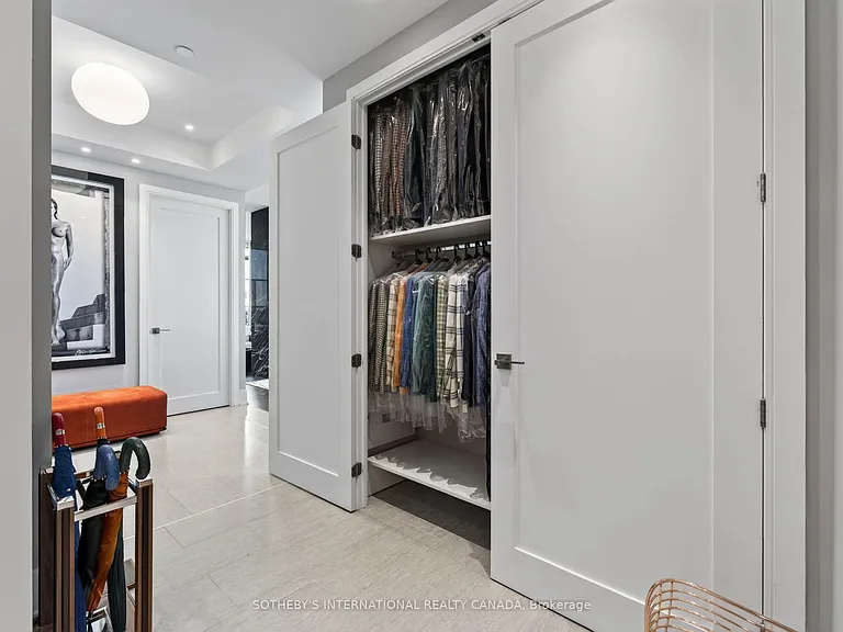 50 Charles St E #5501 — Photo 25