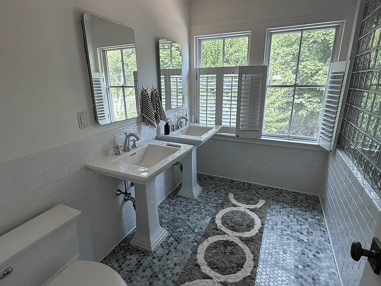 86 Pantigo Rd — Photo 33