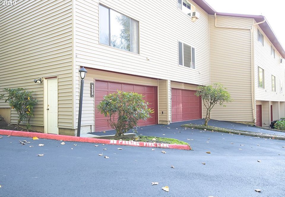 1st image of 24056 NE Chilles Cir