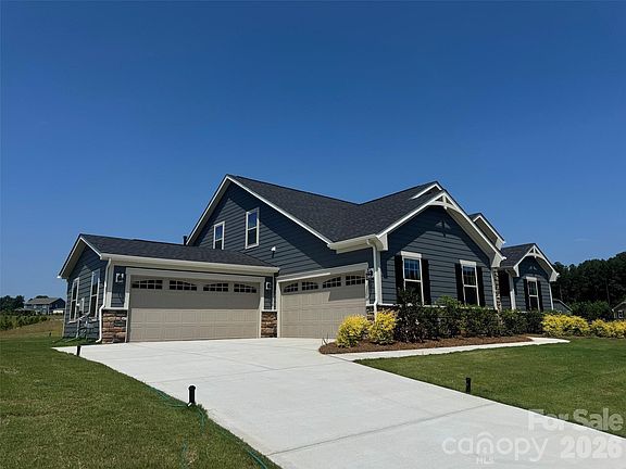 2nd image of 2550 Mabel Ln