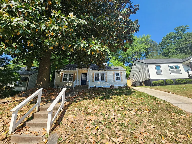 2663 Blount St — Photo 1