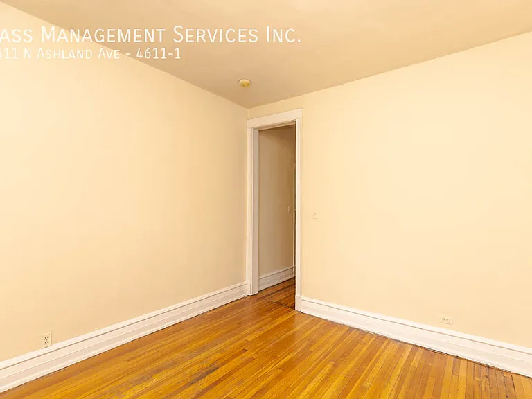 4611 N Ashland Ave #1 — Photo 2