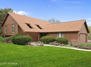 6018 Pleasant Hill Rd, Crystal Lake, IL 60012