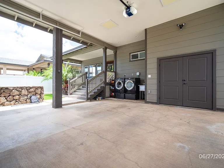 87-102 Kulaaupuni St #E — Photo 2