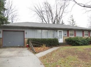 2201 Hickory Ln, NEW HOLSTEIN, WI 53061