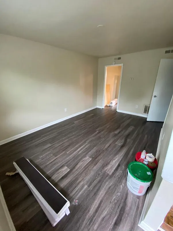 2 bed, 1.0 bath, $1,095 — Photo 4